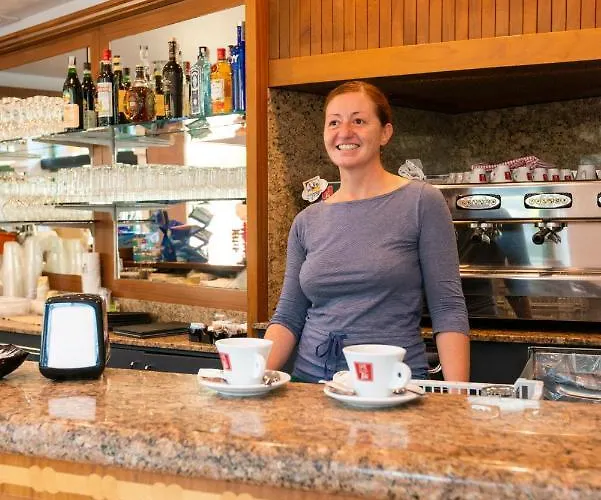 Park Abbadia מלון אבאדיה לריאנה