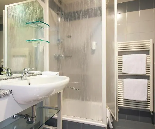 מלון Park Abbadia 3*