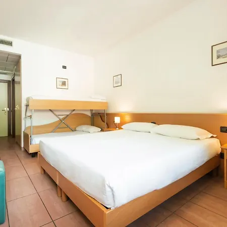 阿巴迪亚公园酒店 3*