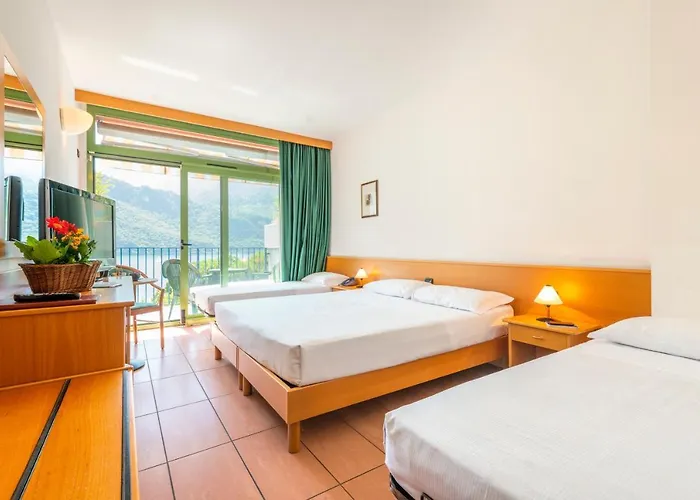 Park Abbadia 3* Аббадия Лариана